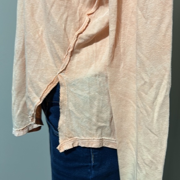 Free People We The Free First Love Oversized Peach Lace Up Long Sleeve Tee Sz XS - Picture 8 of 12